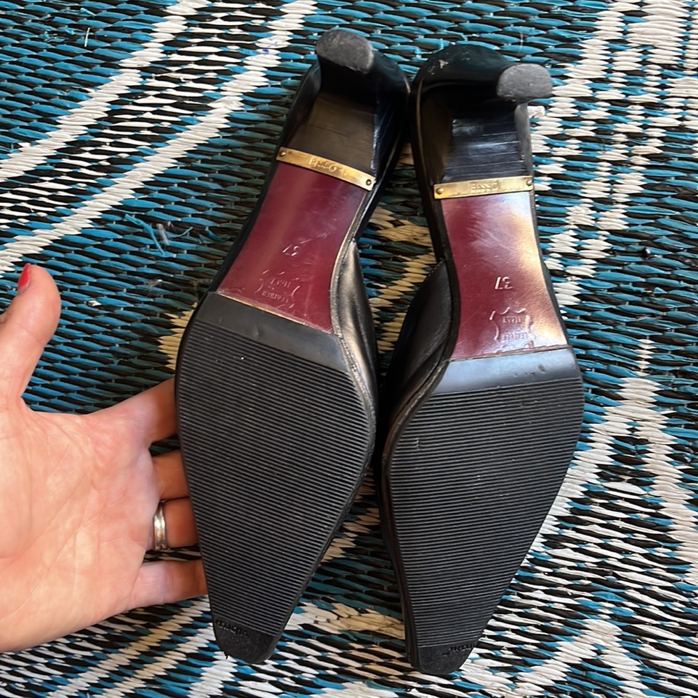 Besso  Heeled Slides - Picture 4 of 7